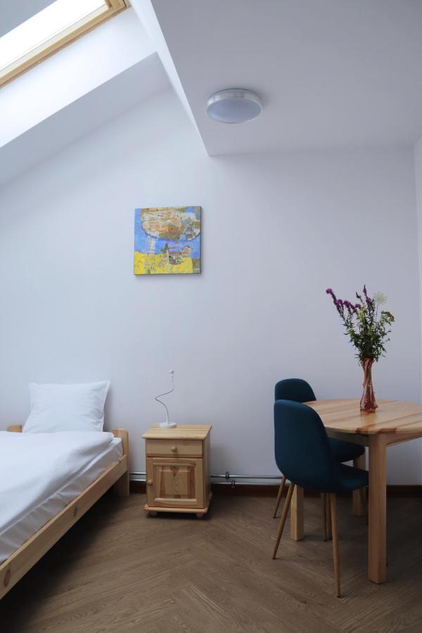 Artrooms Pokoje Goscinne Krosno Luaran gambar